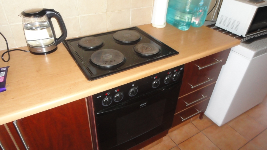 To Let 1 Bedroom Property for Rent in Die Bult North West